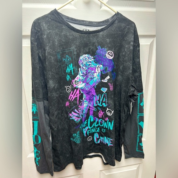 Batman - The Joker XL Long Sleeve Shirt - BNWT 🃏 - Picture 1 of 6